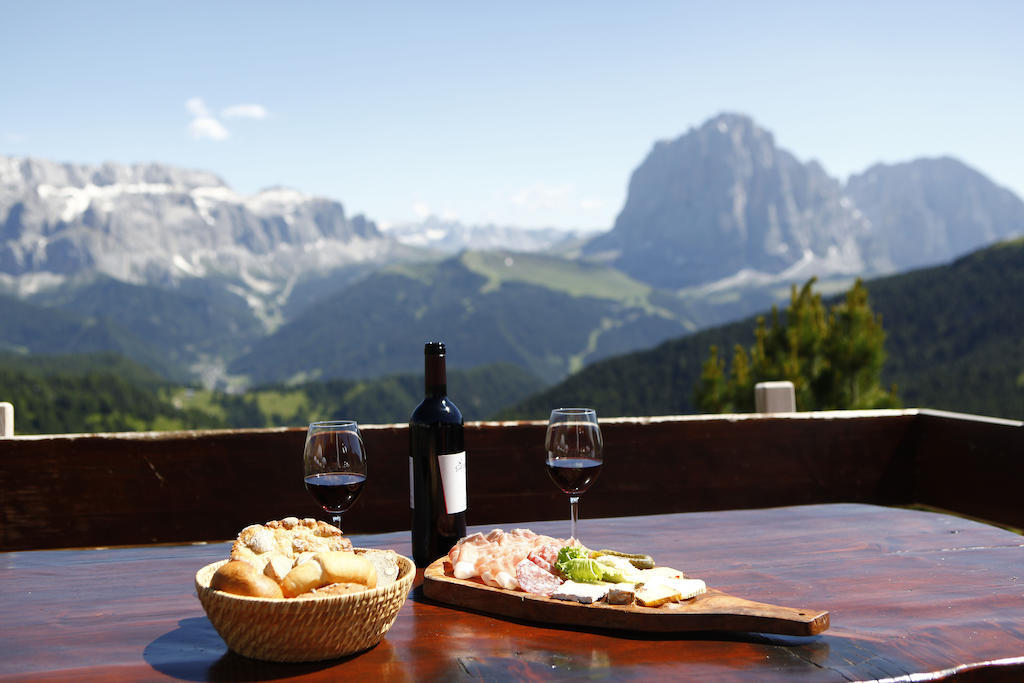 Hotel Garni Conturina Santa Cristina Val Gardena Exterior foto