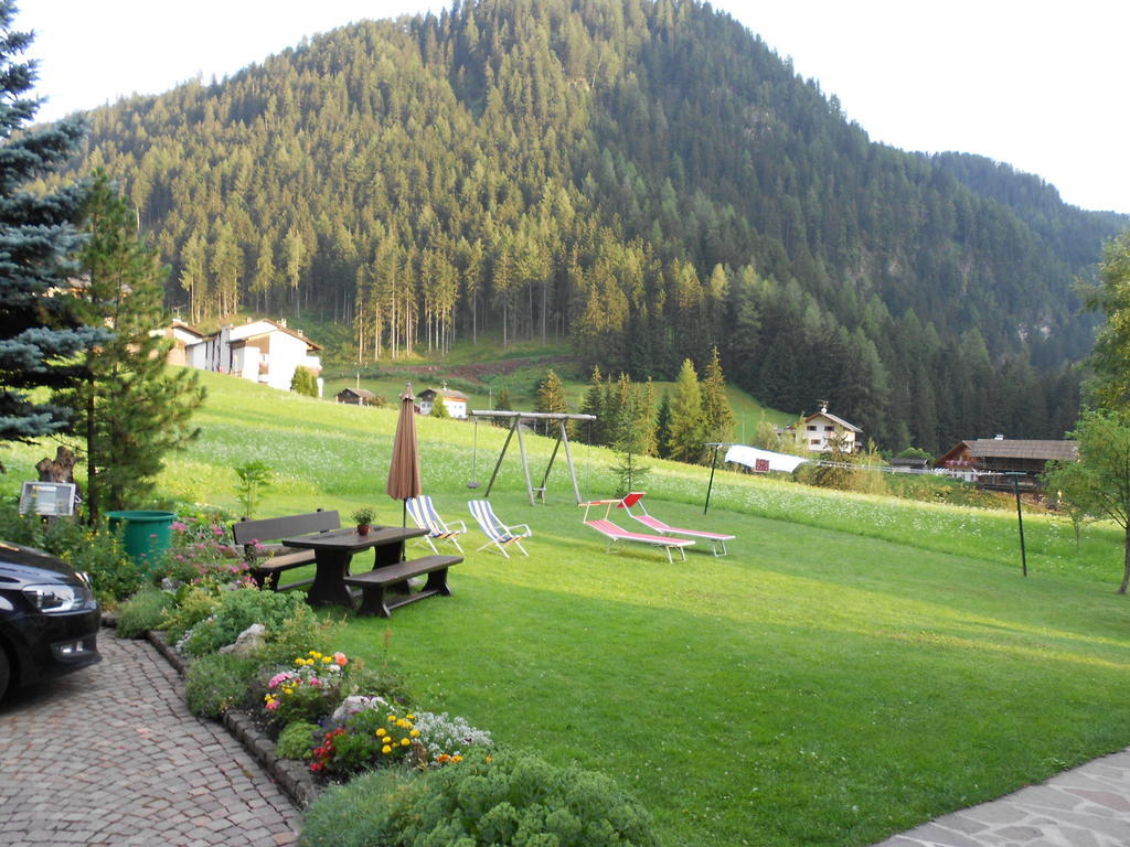 Hotel Garni Conturina Santa Cristina Val Gardena Exterior foto